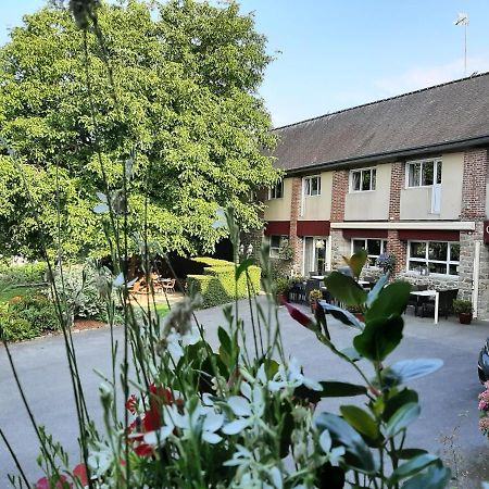 Hostellerie De La Poterne Moncontour  Exterior photo